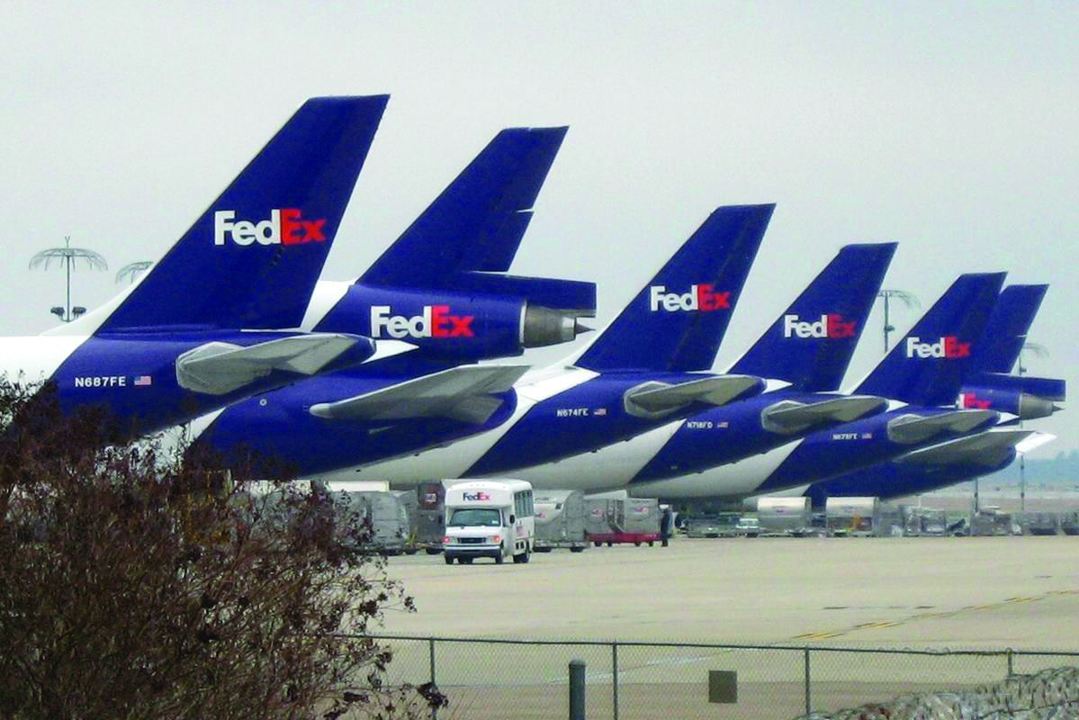 FedEx takes axe to 15 freighters ǀ Air Cargo News