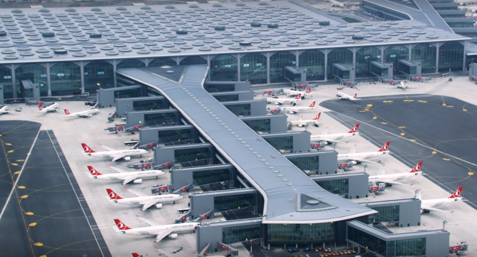 VIDEO Overnight success: Istanbul's new airport is fully open for
